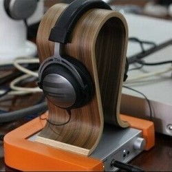 專業(yè)供應(yīng)U型彎曲木耳機(jī)架，沃爾美衛(wèi)浴廠誠邀您來電預(yù)約